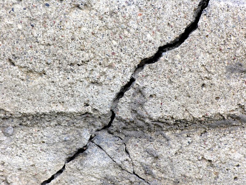 Structural Crack Repair in Miami Dade County, FL
